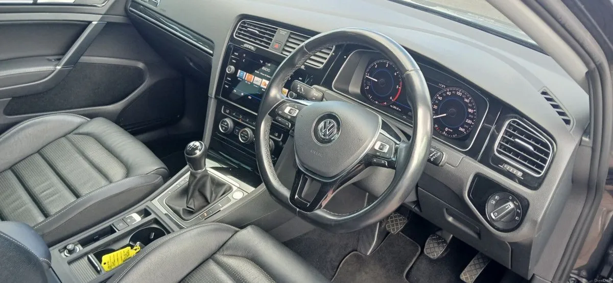 Volkswagen Golf Highline 1.6 TDI 115HP **FULL LEAT - Image 5