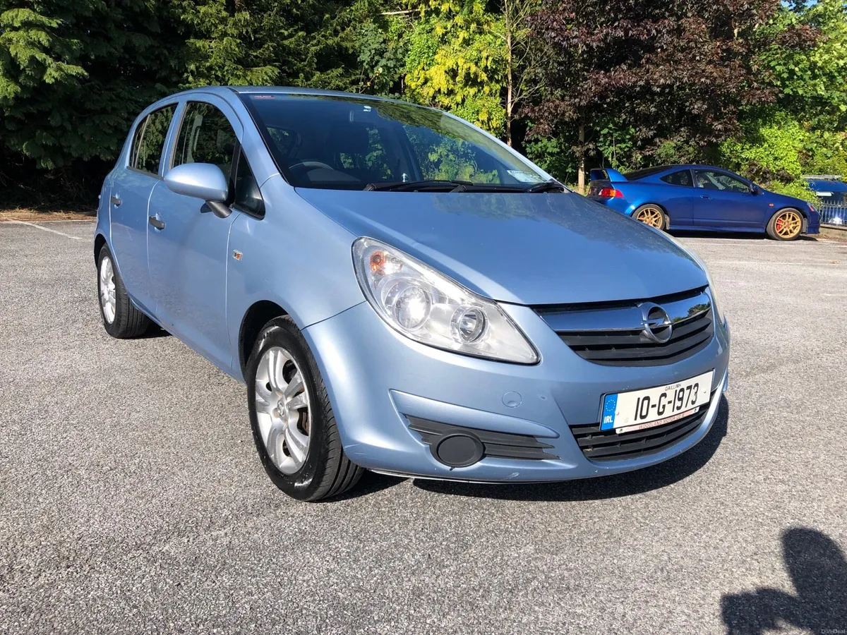 Opel Corsa 1.0 petrol nct till 17/7/2027 - Image 1