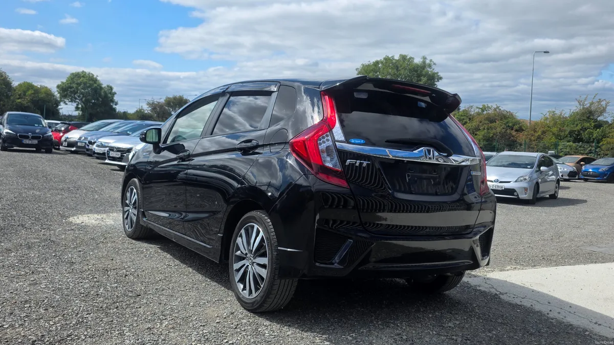 Honda Fit 1.5L Hybrid Sport Edition Self-Charging - Image 2