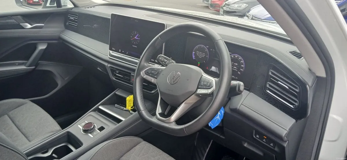 Volkswagen Tiguan Launch Edition 2.0 TDI 150HP DSG - Image 5