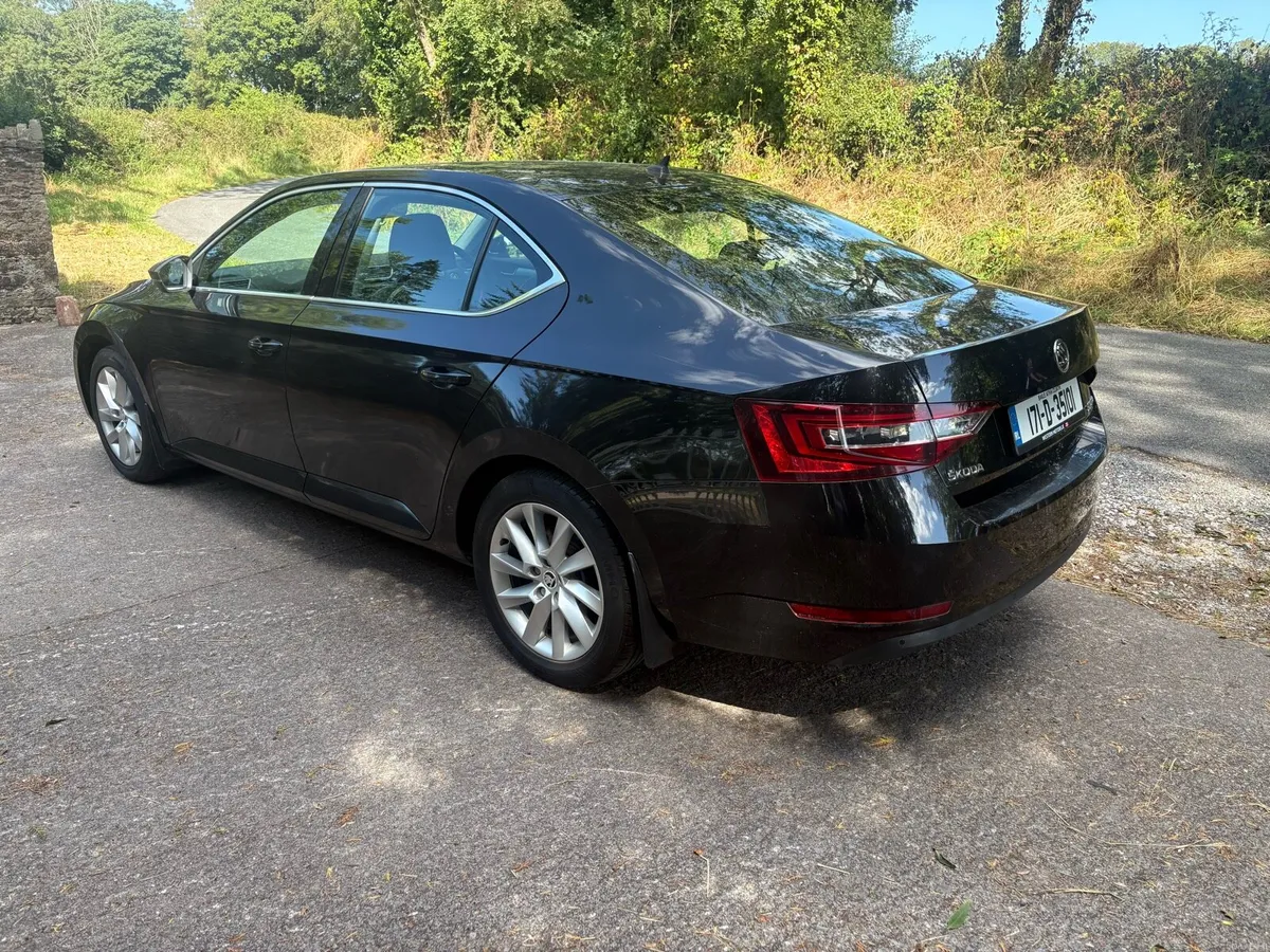 SKODA SUPERB 2.0 LTR DIESEL STYLE MODEL - Image 5