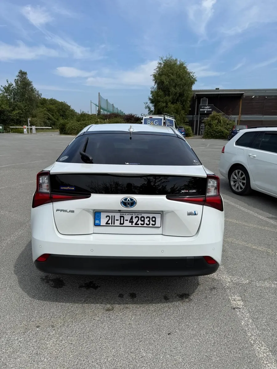 Toyota Prius 1.8 HYBRID AUTOMATIC - Image 4