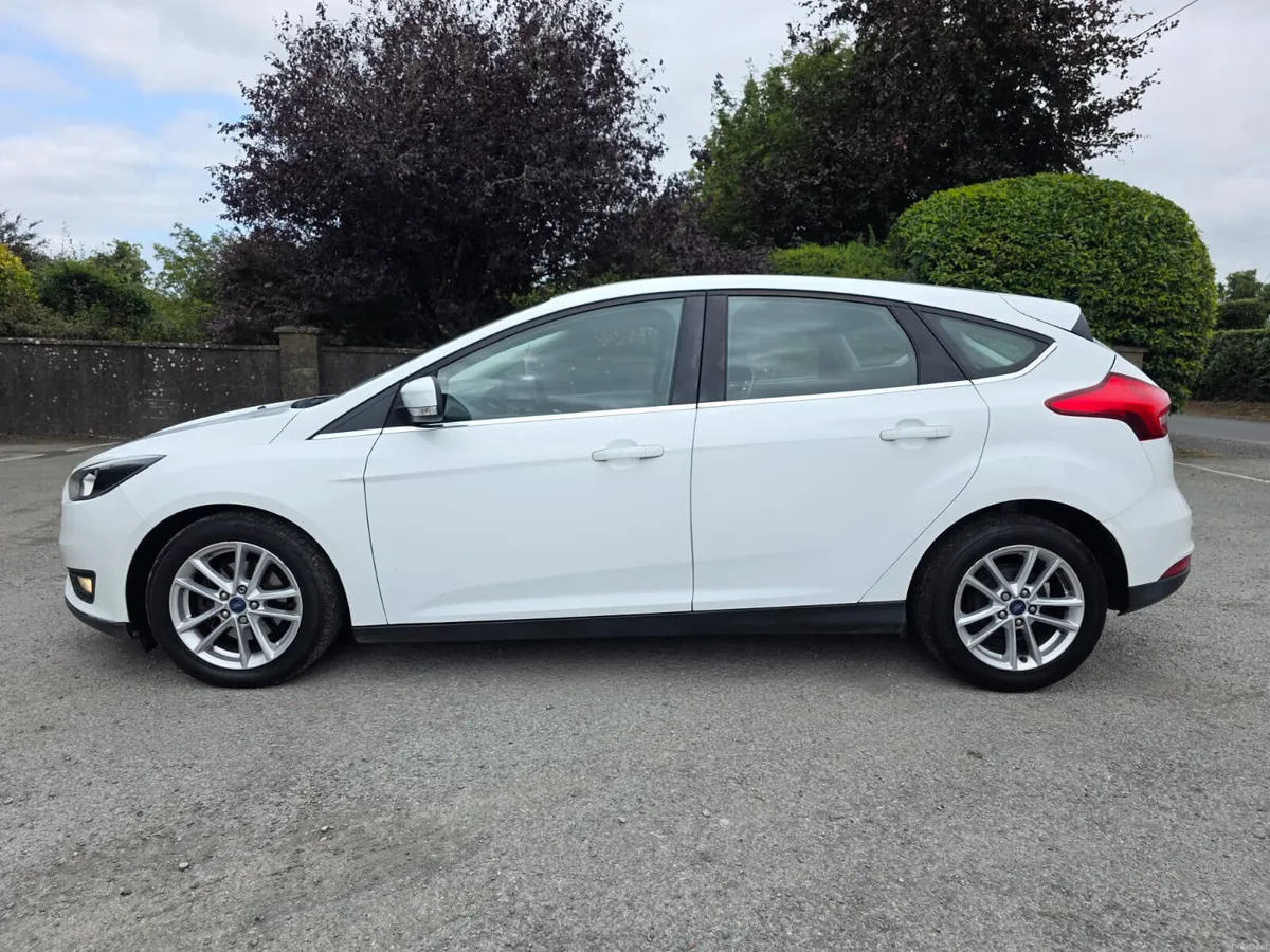 FORD FOCUS 1.5 TDCI ZETEC..LOW MILES - Image 3