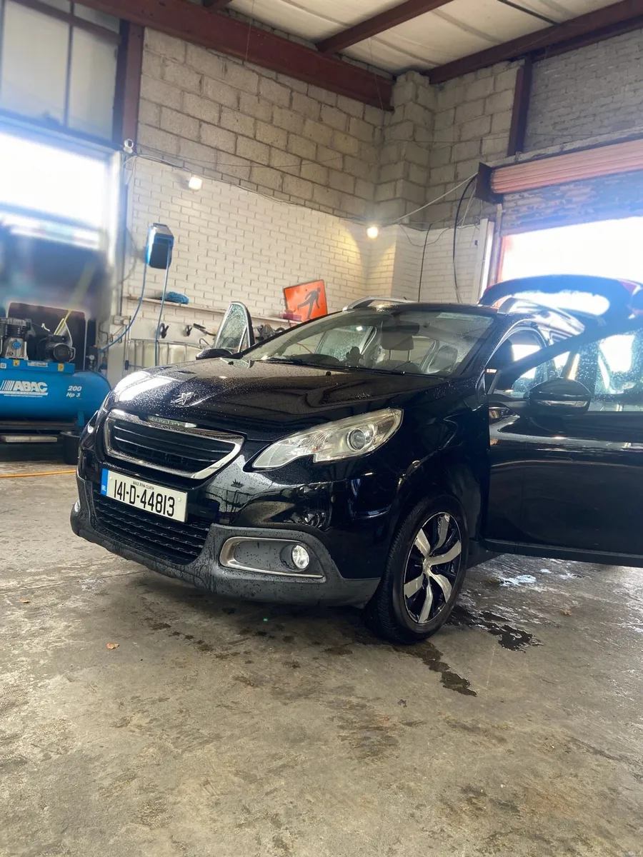 Car - Image 1