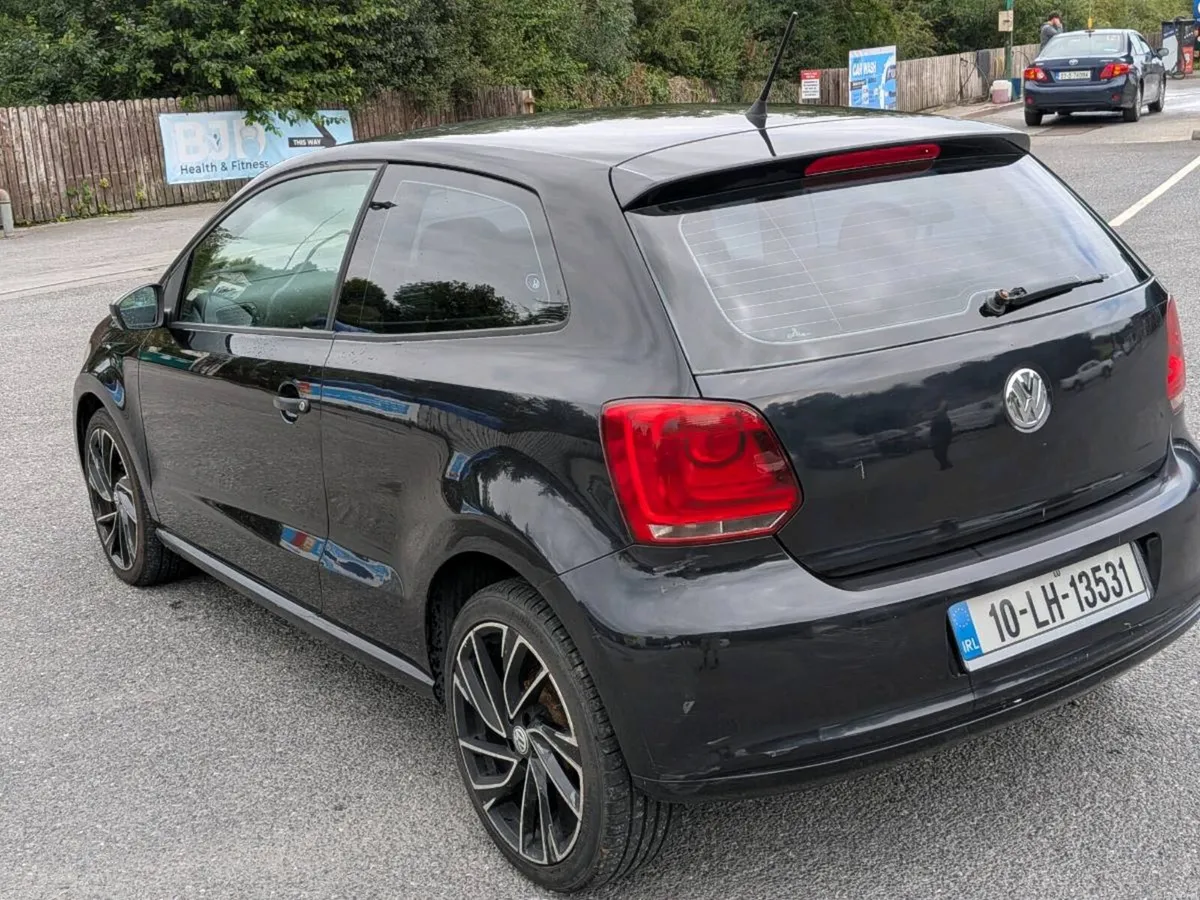 Volkswagen polo 1.2 petrol 3 door hatchback - Image 4