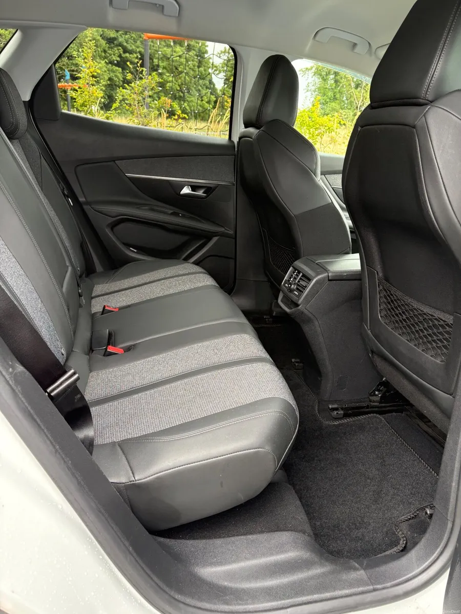 Peugeot 3008 2020 - Image 4