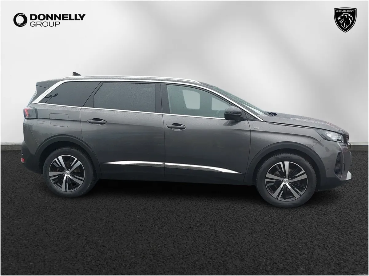 Peugeot 5008 Diesel Estate GT - Image 3