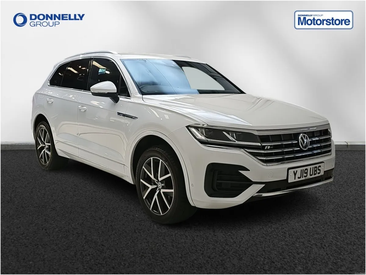 Volkswagen Touareg Diesel Estate R-Line - Image 1