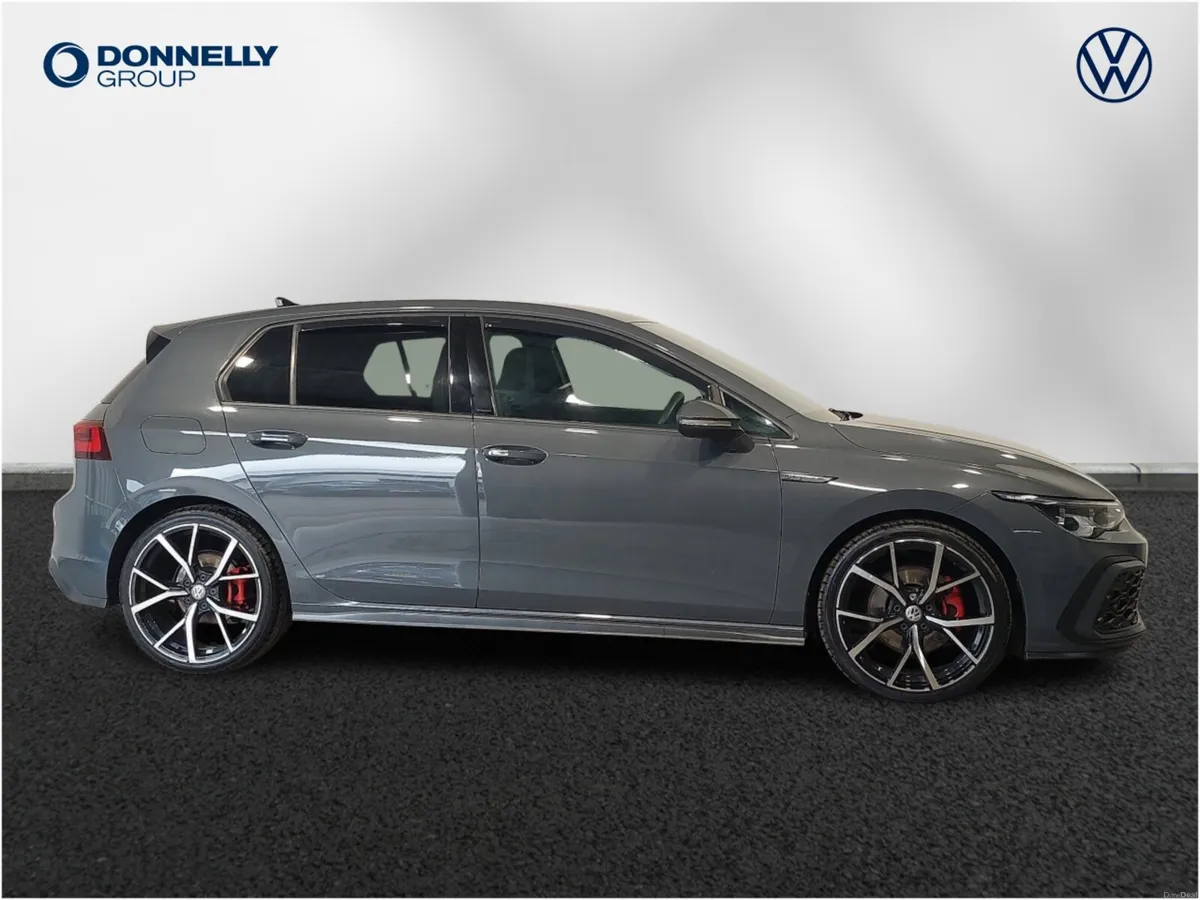 Volkswagen Golf Diesel Hatchback GTD - Image 4