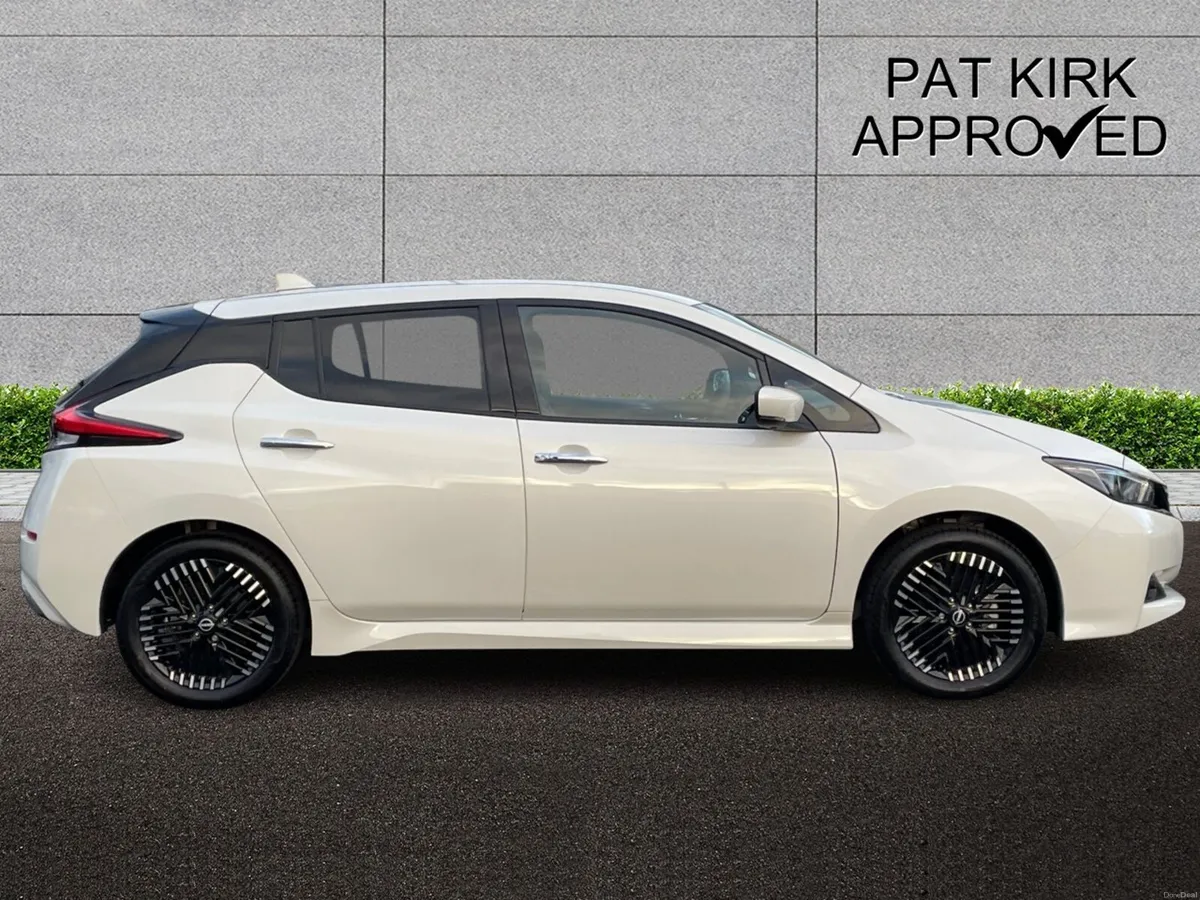 Nissan LEAF Leaf Hatchback Tekna - Image 4