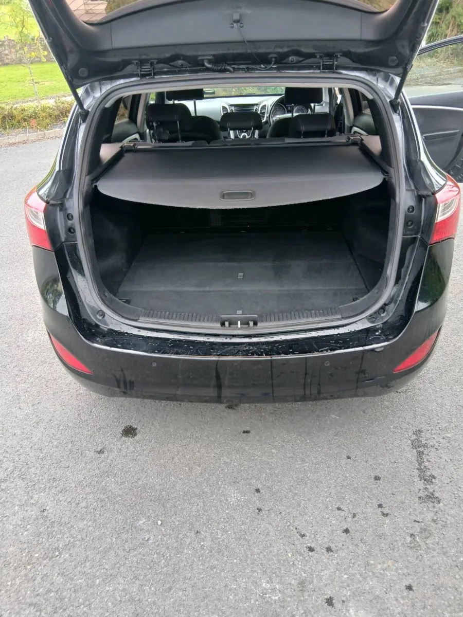 152 Hyundai i30 1.6 desiel - Image 6