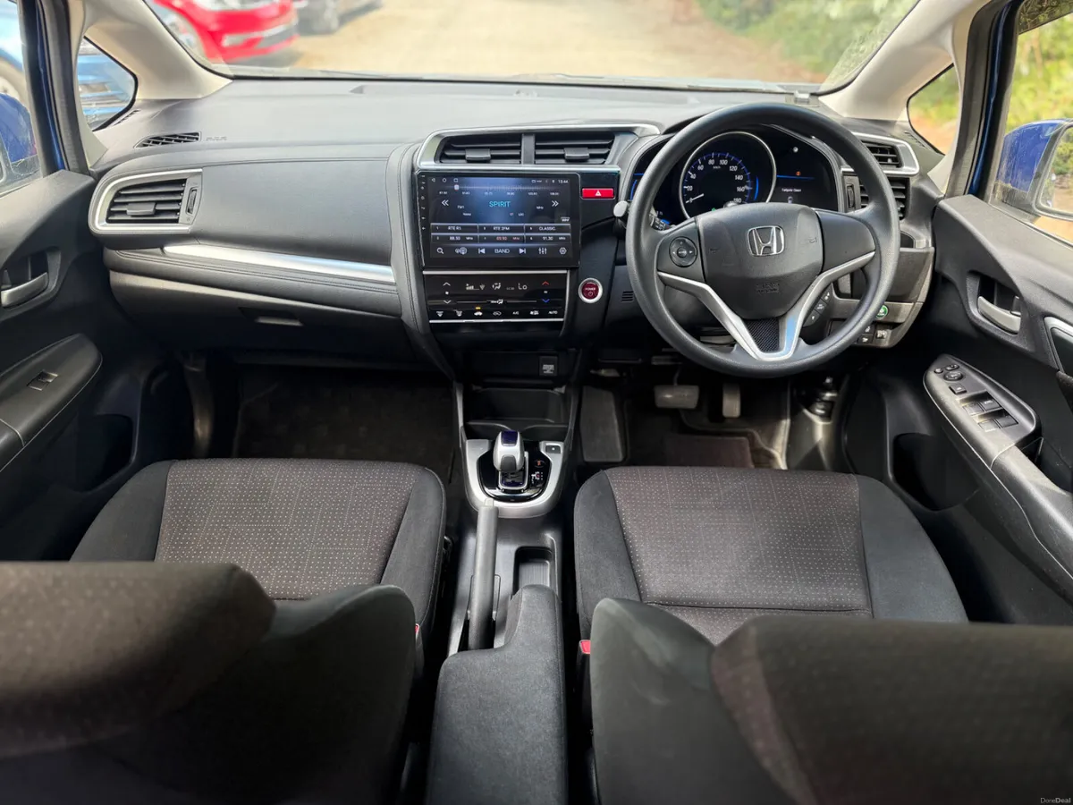 Honda Fit 2016 - Image 5