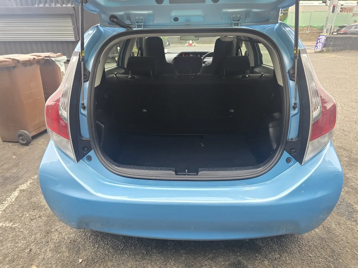 Toyota Aqua 2016 Automatic - Image 6