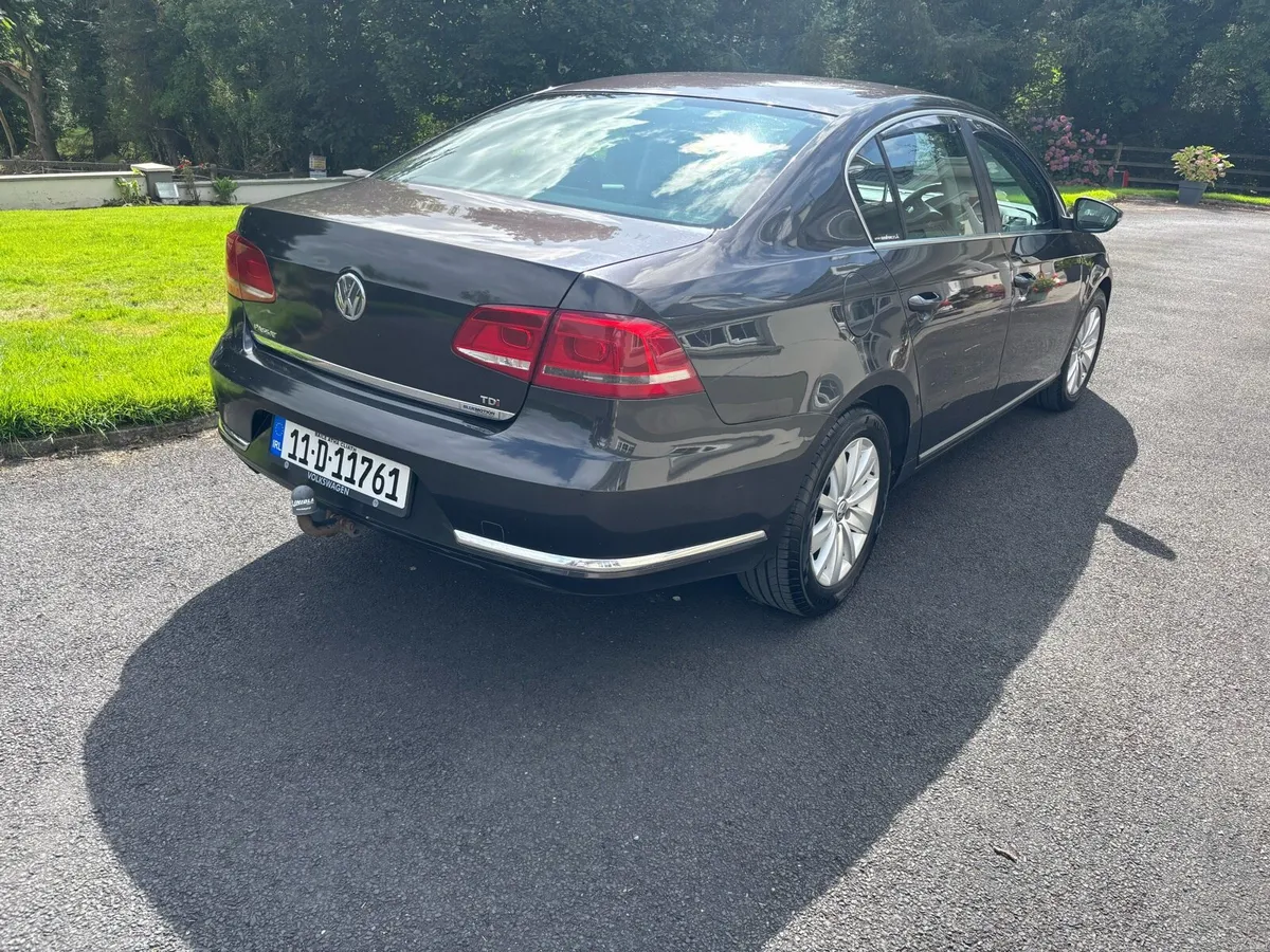 Volkswagen Passat 1.6 diesel 2011 - Image 4
