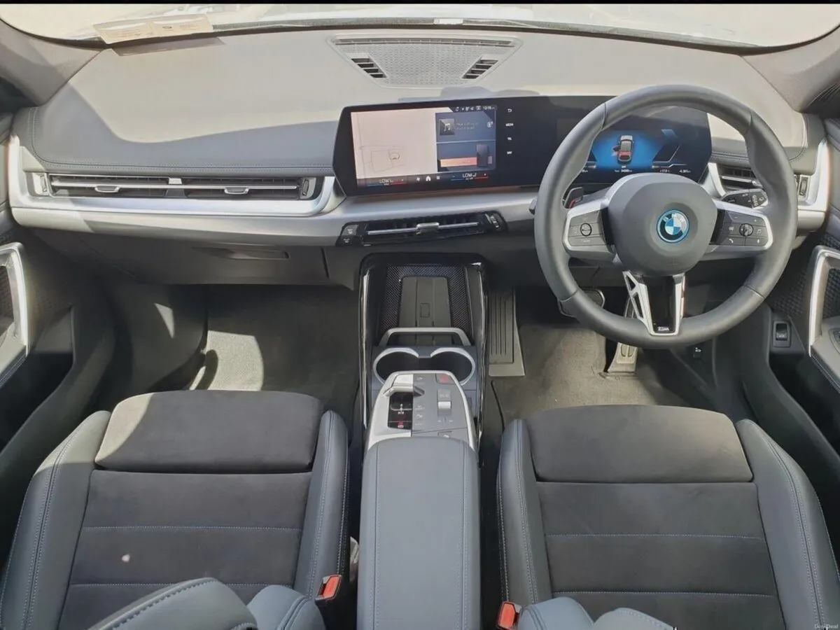 BMW iX1 eDrive20 M Sport - Image 4