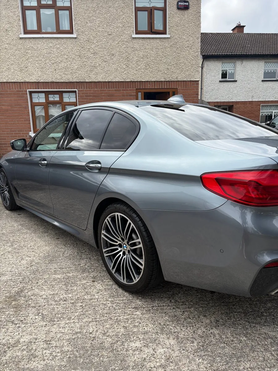 BMW 5 series - Image 5