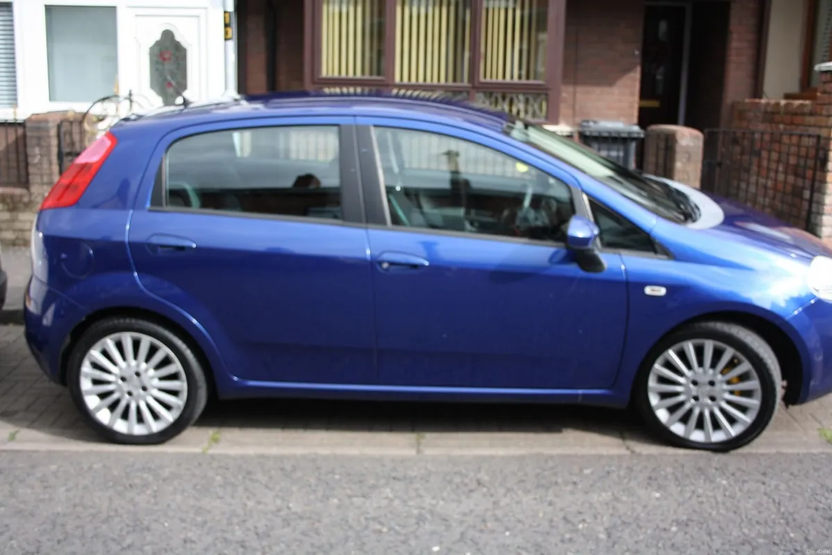 Fiat Punto 2009 - Image 1