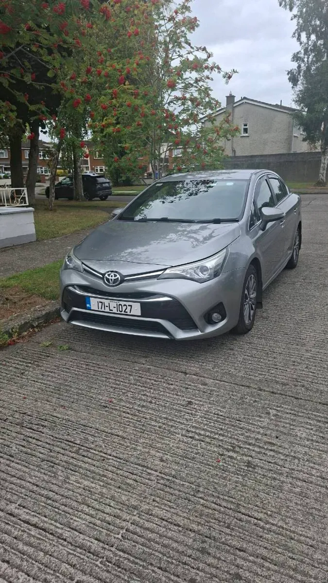 Toyota Avensis 2.0 - Image 2