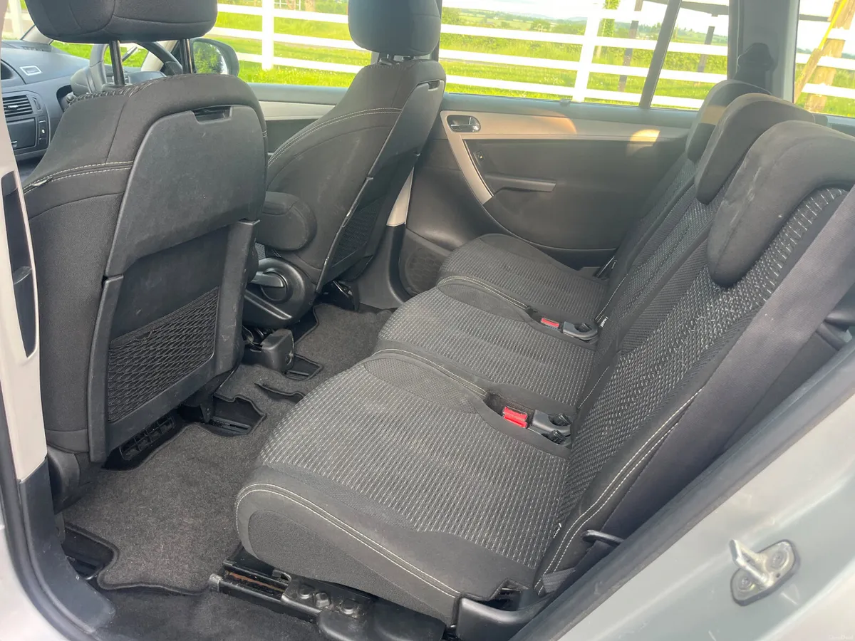Citroen C4  Grand Picasso - Automatic 7-seater - Image 6