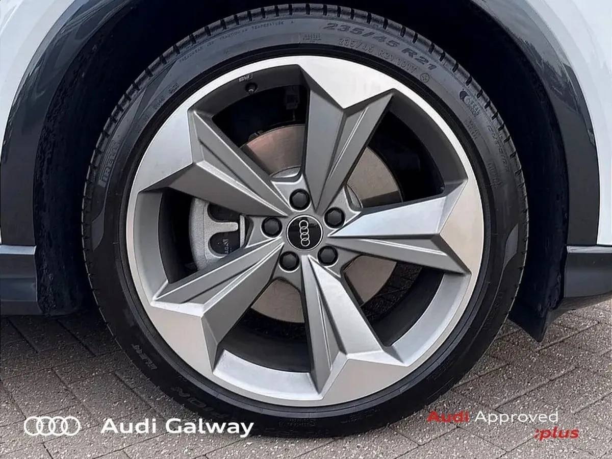 Audi Q4 e-tron (2026) 45 BLACK EDITION A/T *BIG BA - Image 5