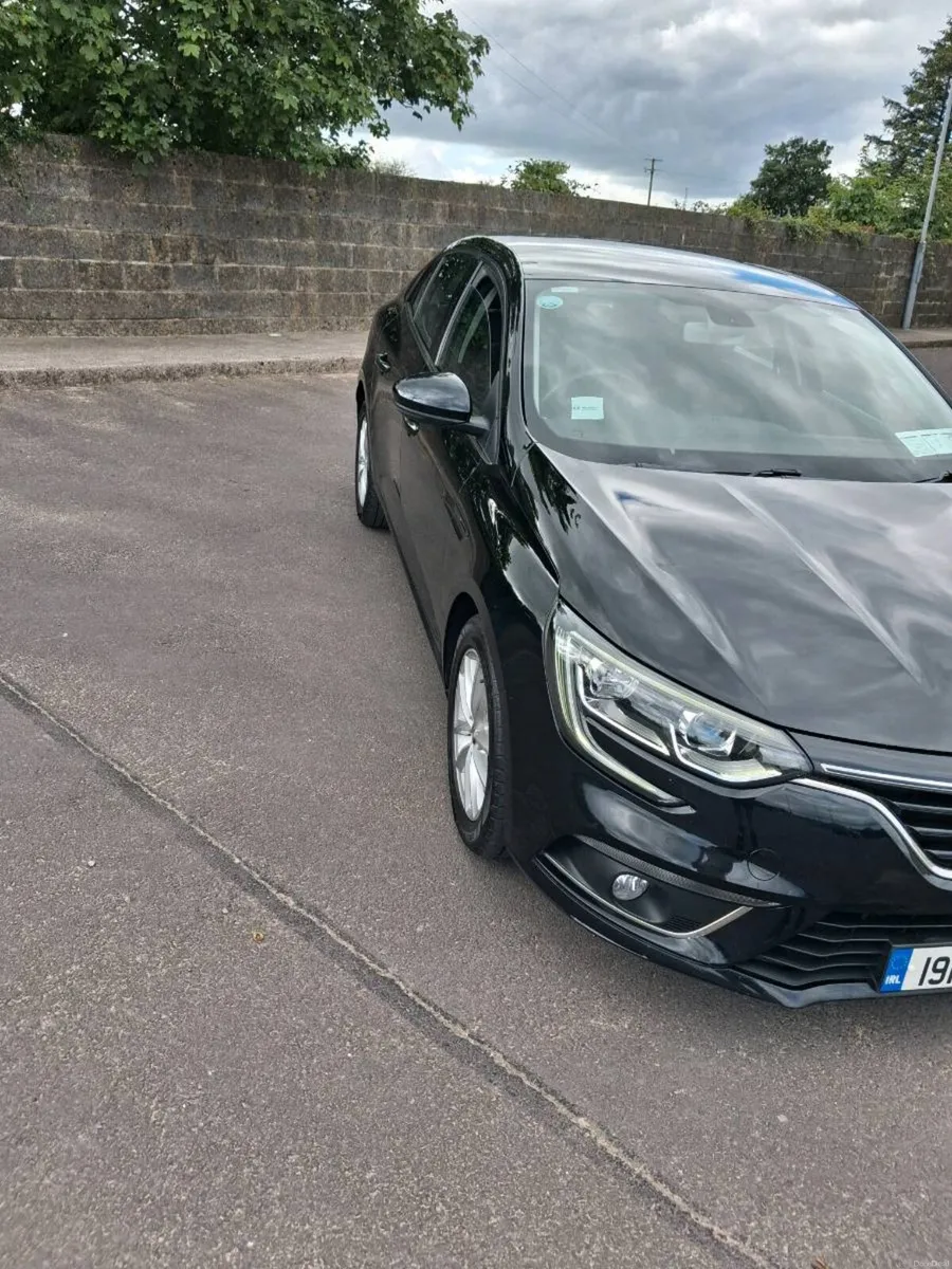 2019 Renault Megane Play TCE 140 GPF - Image 2