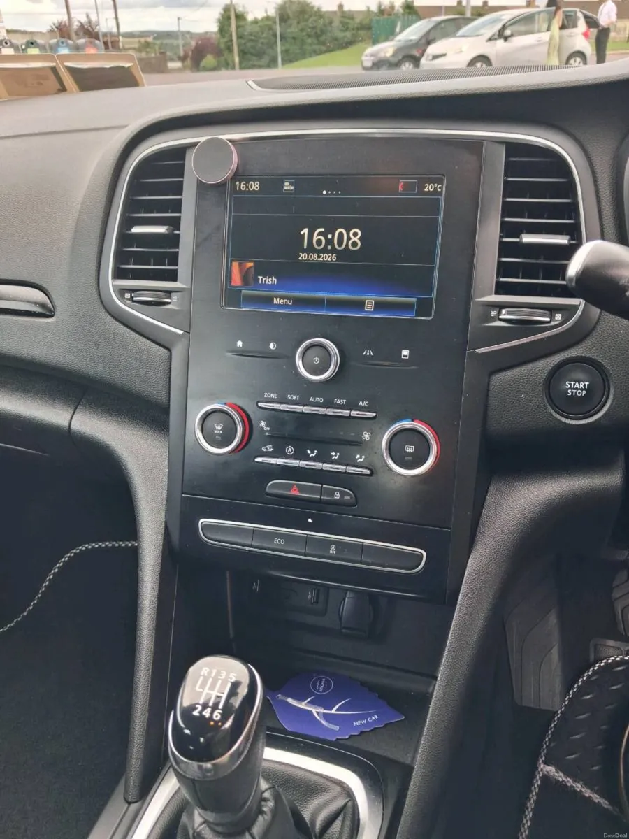 2019 Renault Megane Play TCE 140 GPF - Image 6