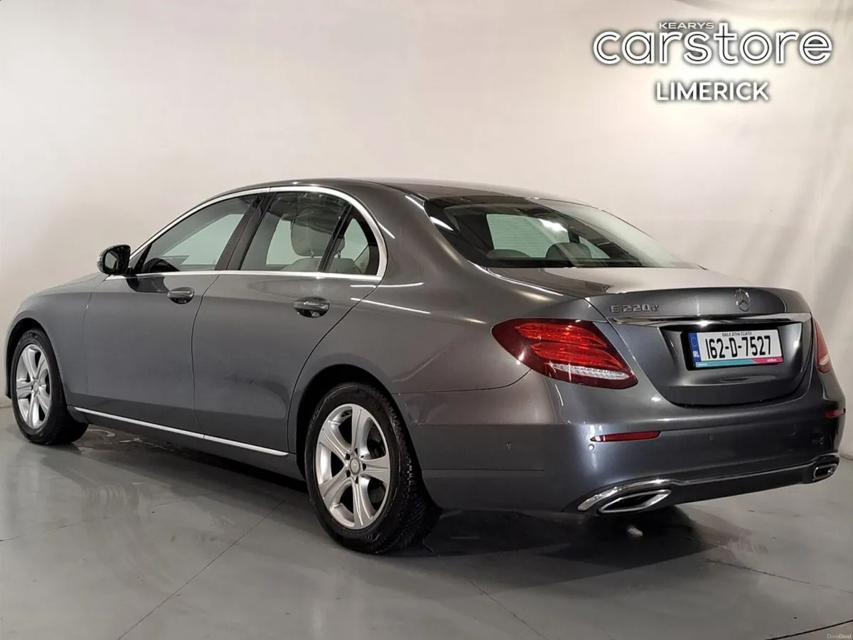 Mercedes-Benz E-Class E 220 D AVANTGARDE A/T - Image 5