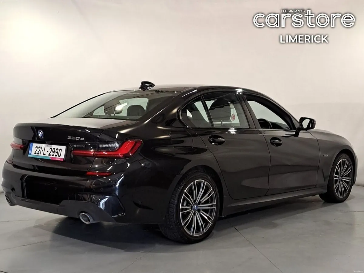 BMW 3-Series 330e M Sport Auto - Image 3