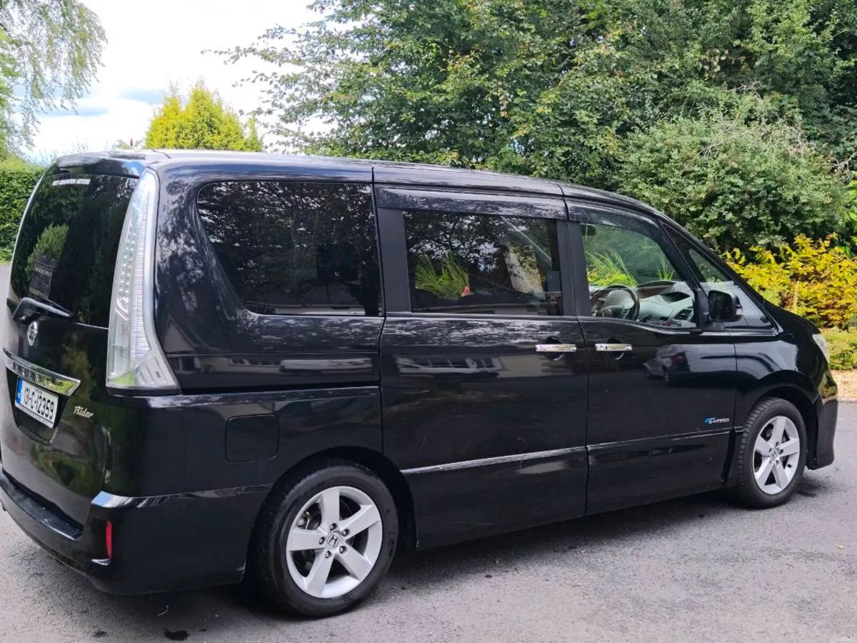 Nissan Serena Rider Hybrid 8 Seats - Image 2