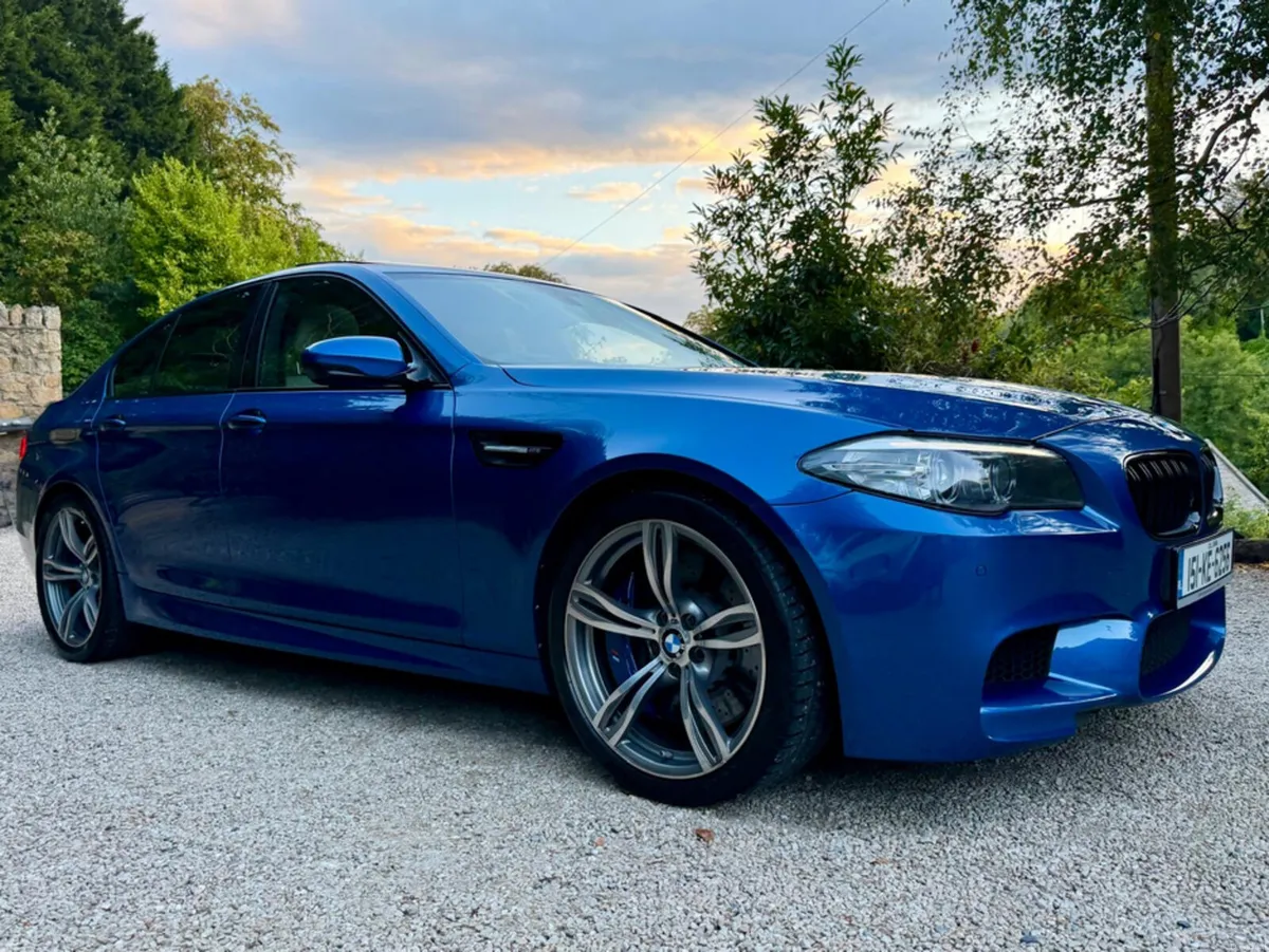 BMW M5 *F.BMW.S.H…Immaculate Example* - Image 2