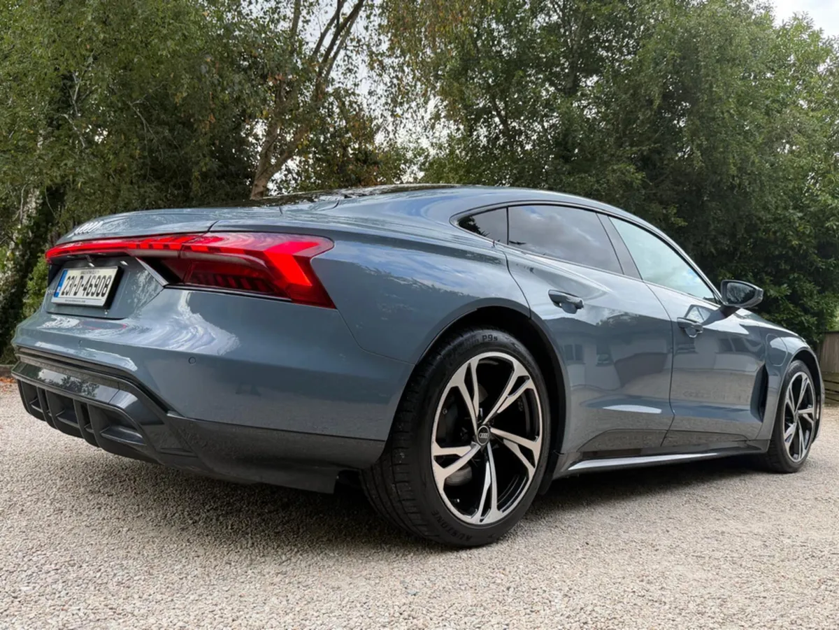 Audi e-tron GT E QUATTRO 530PS - Image 3