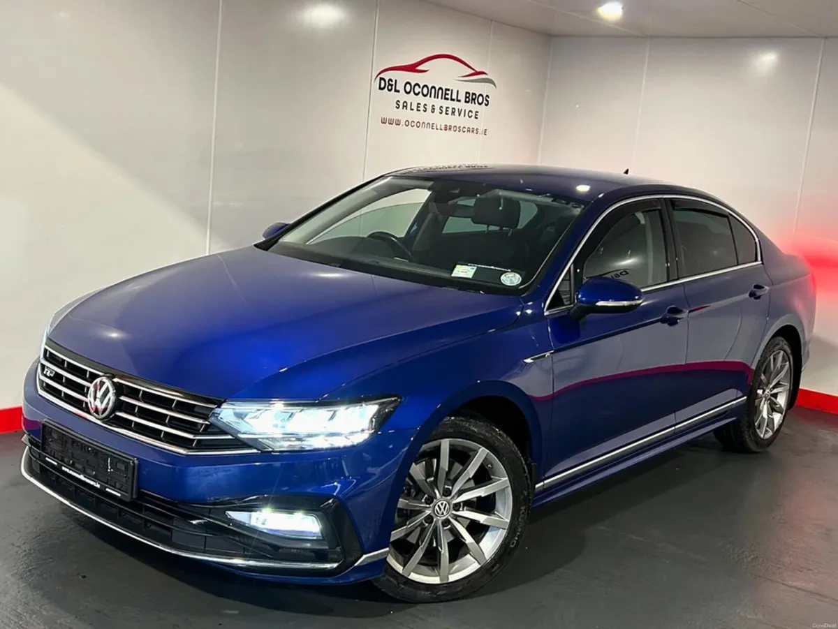 Volkswagen Passat R-LINE 2.0 TDI MANUAL 6SPEED FWD - Image 2