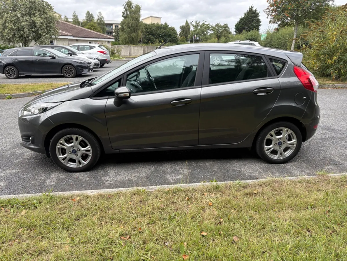 Ford Fiesta ZETEC 1.0 65PS M5 4DR MCA CB1 CNN - Image 6