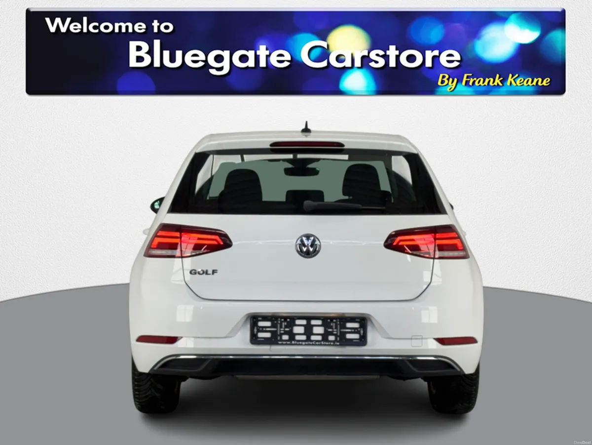 Volkswagen Golf TSI COMFORTLINE **FULL BLACK CLOTH - Image 3
