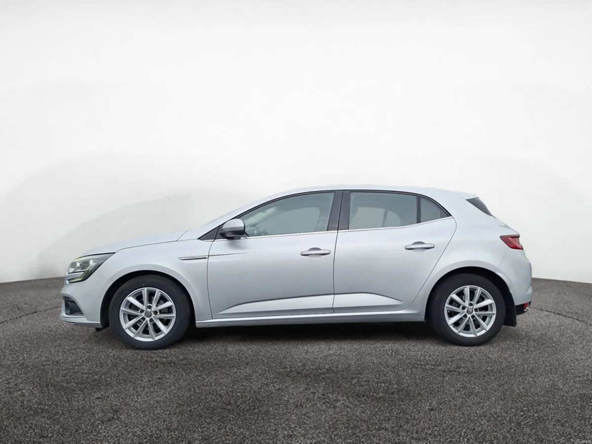 Renault Megane DYNAMIQUE NAV DCI 110 4DR - Image 3