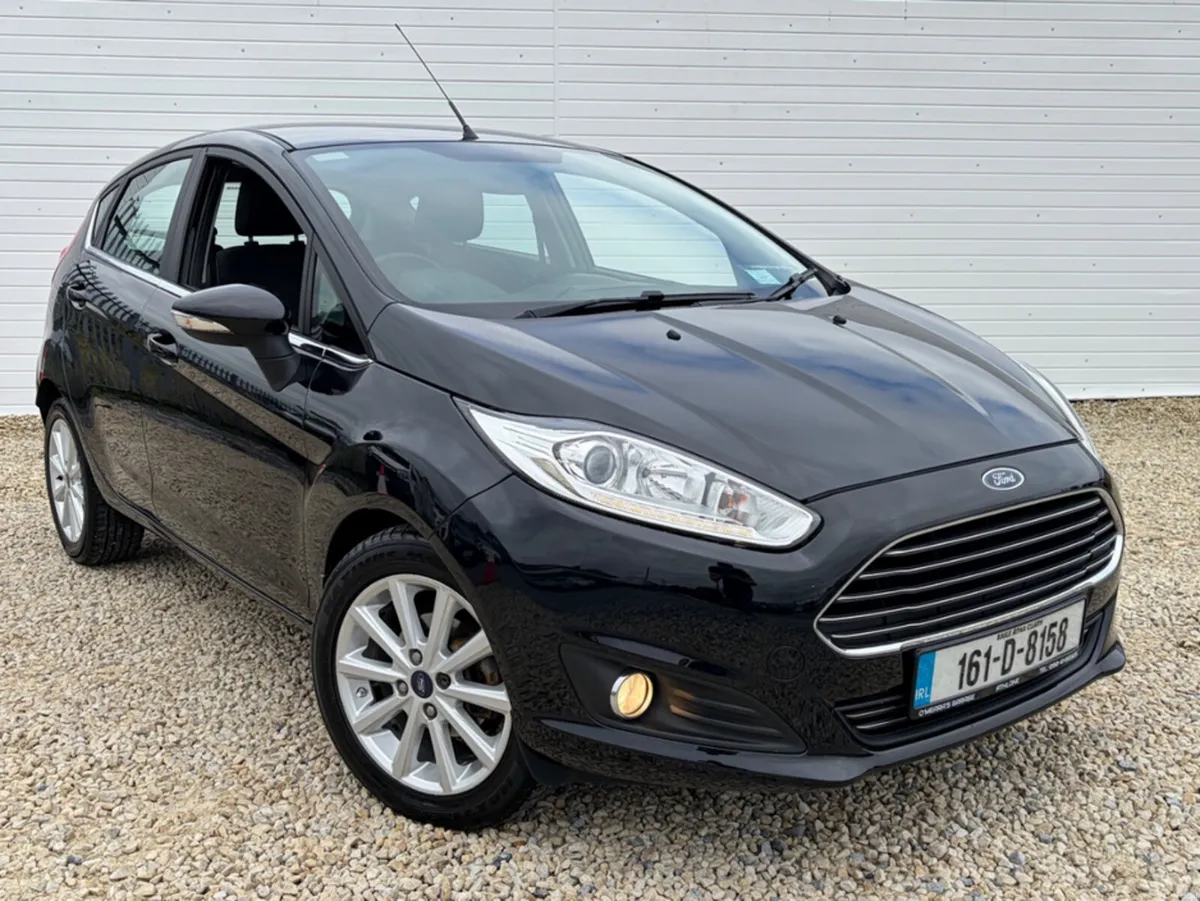 Ford Fiesta MCA TITANIUM 1.25 60PS M5 5 5DR 4DR - Image 1
