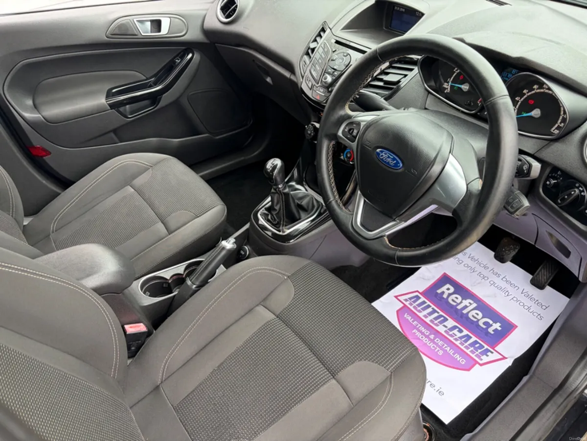 Ford Fiesta MCA TITANIUM 1.25 60PS M5 5 5DR 4DR - Image 2