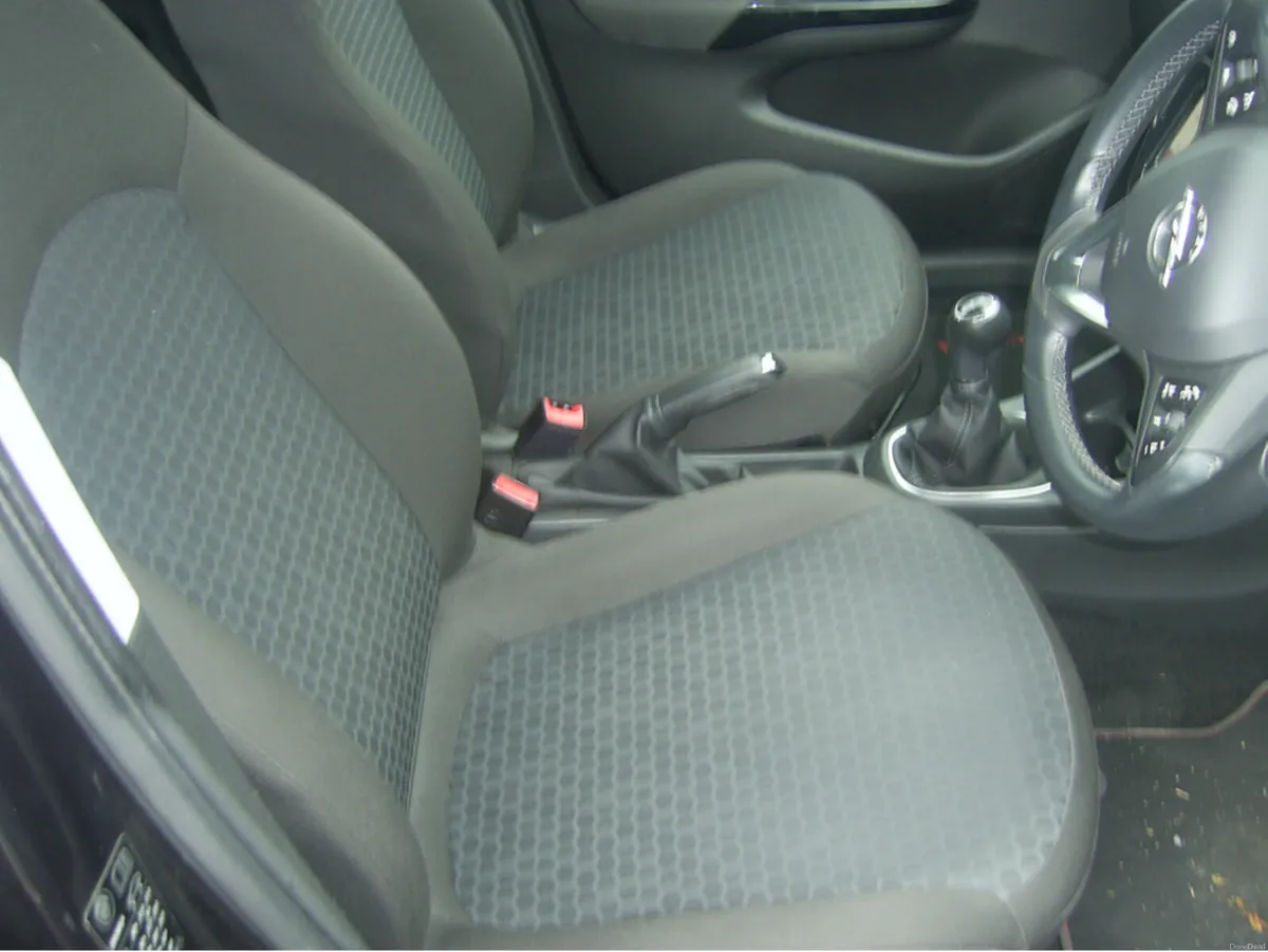 Opel Corsa EXCITE 1.4 90PS 5DR - Image 5