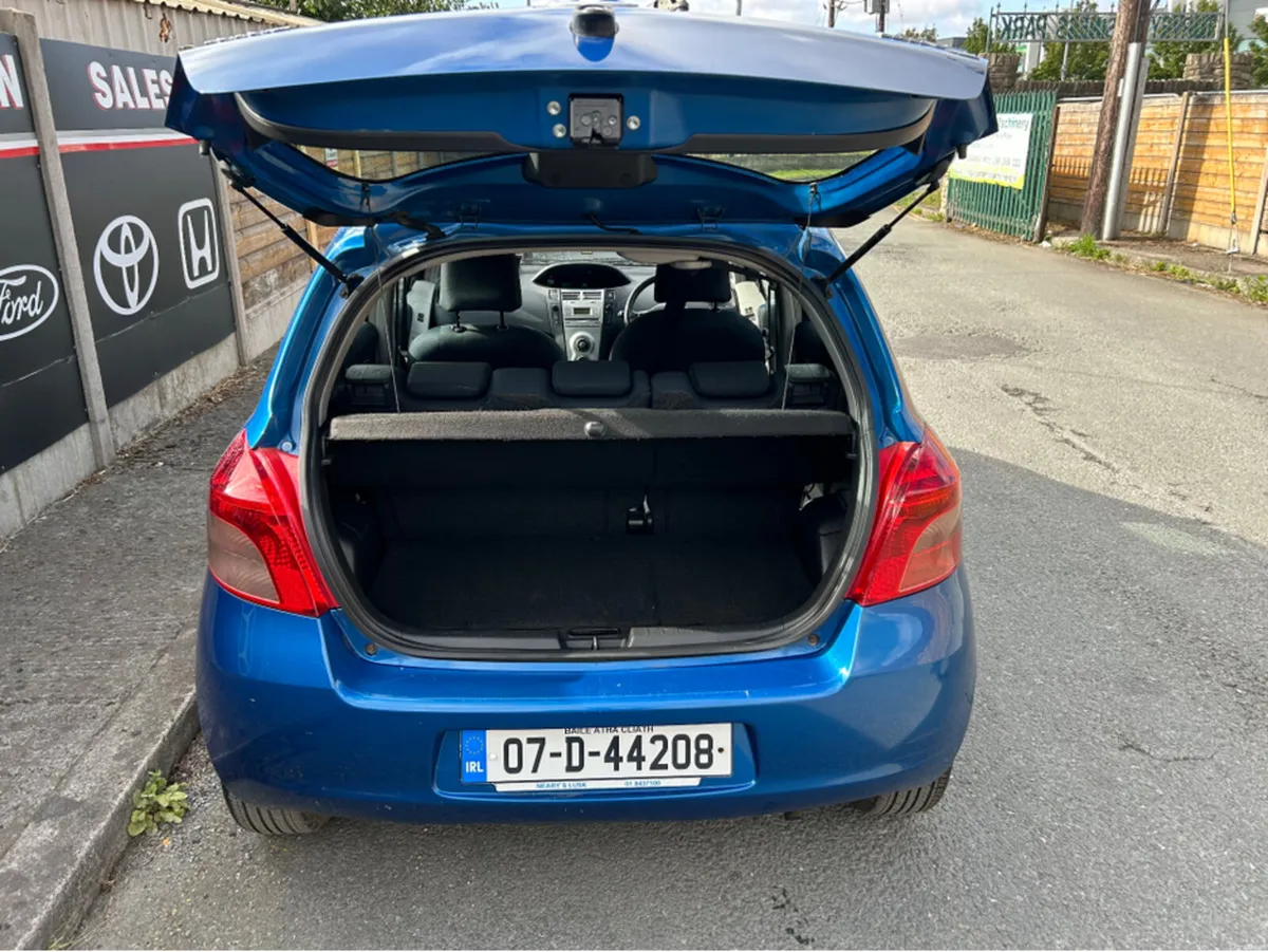 Toyota Yaris NG 1.0L SOL 5DR - Image 6