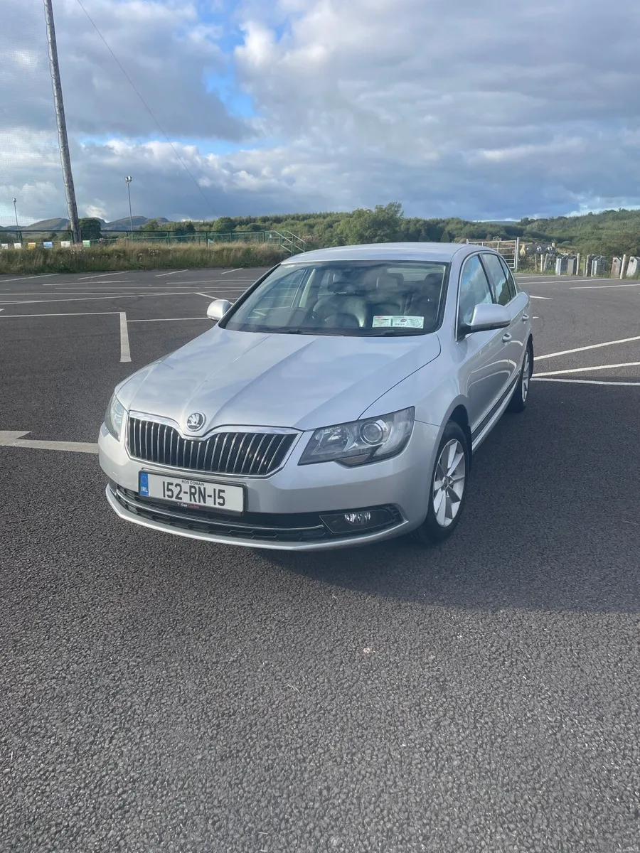 Skoda Superb 2015 - Image 1