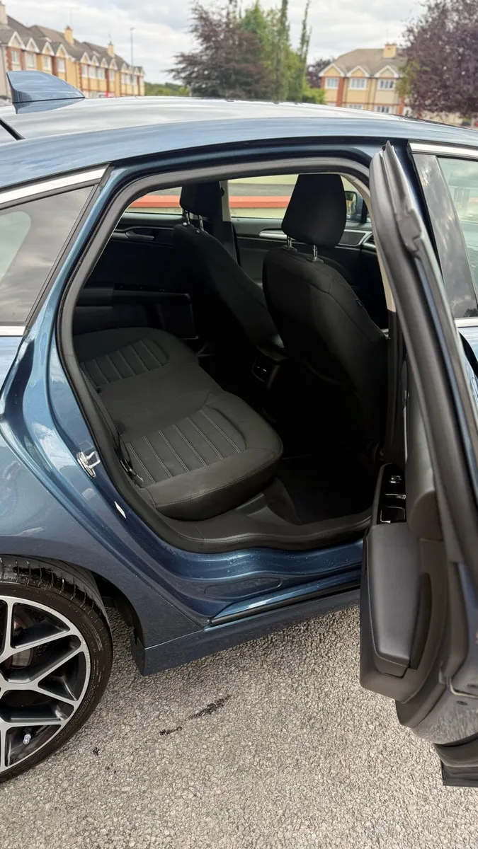 FORD MONDEO 2019 - Image 6