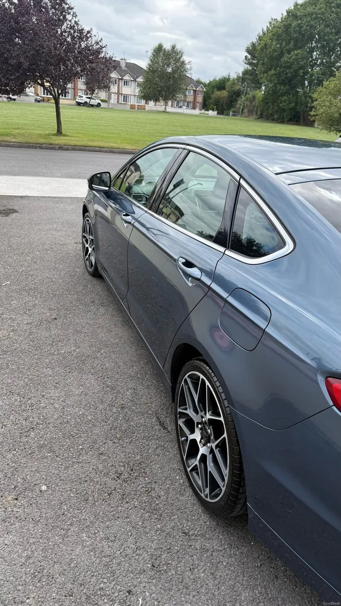 FORD MONDEO 2019 - Image 4