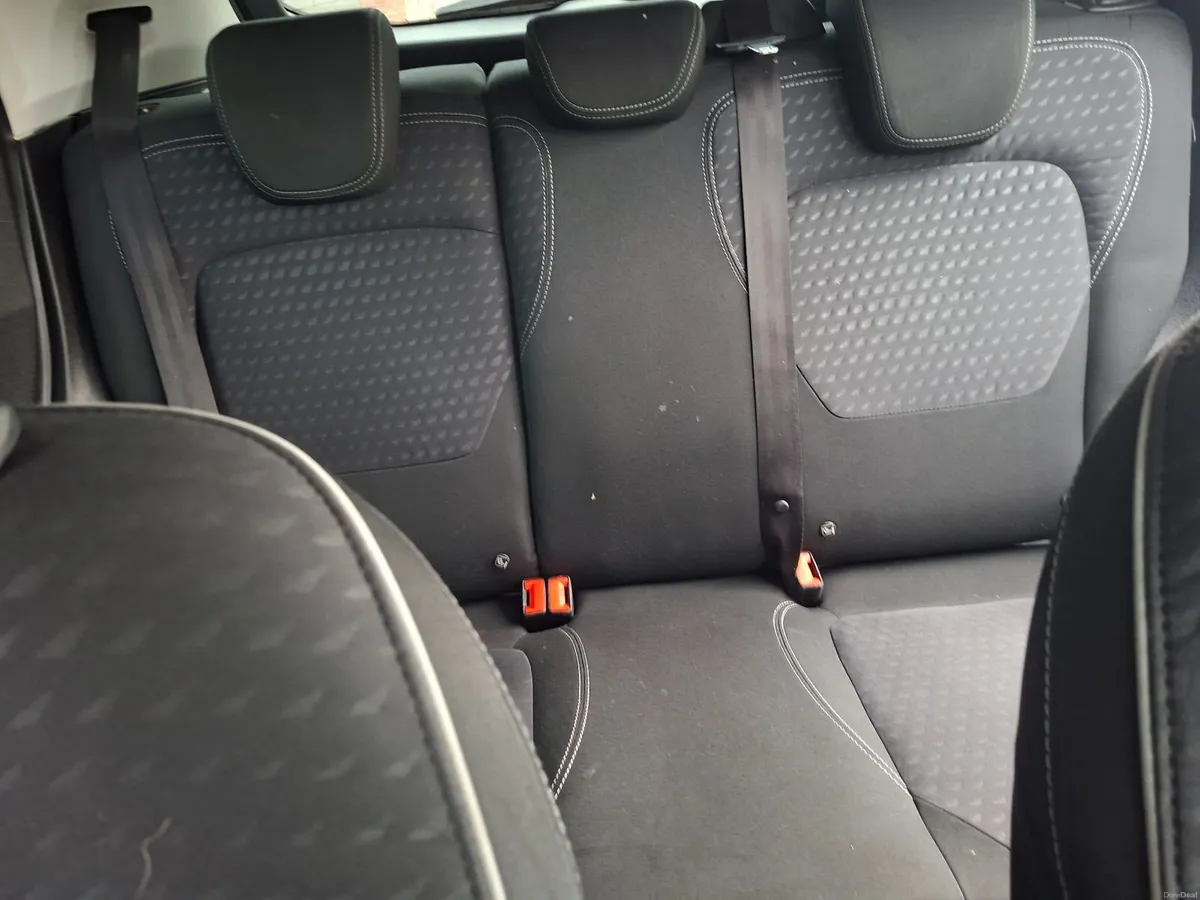 Ford Fiesta 2018 - Image 5
