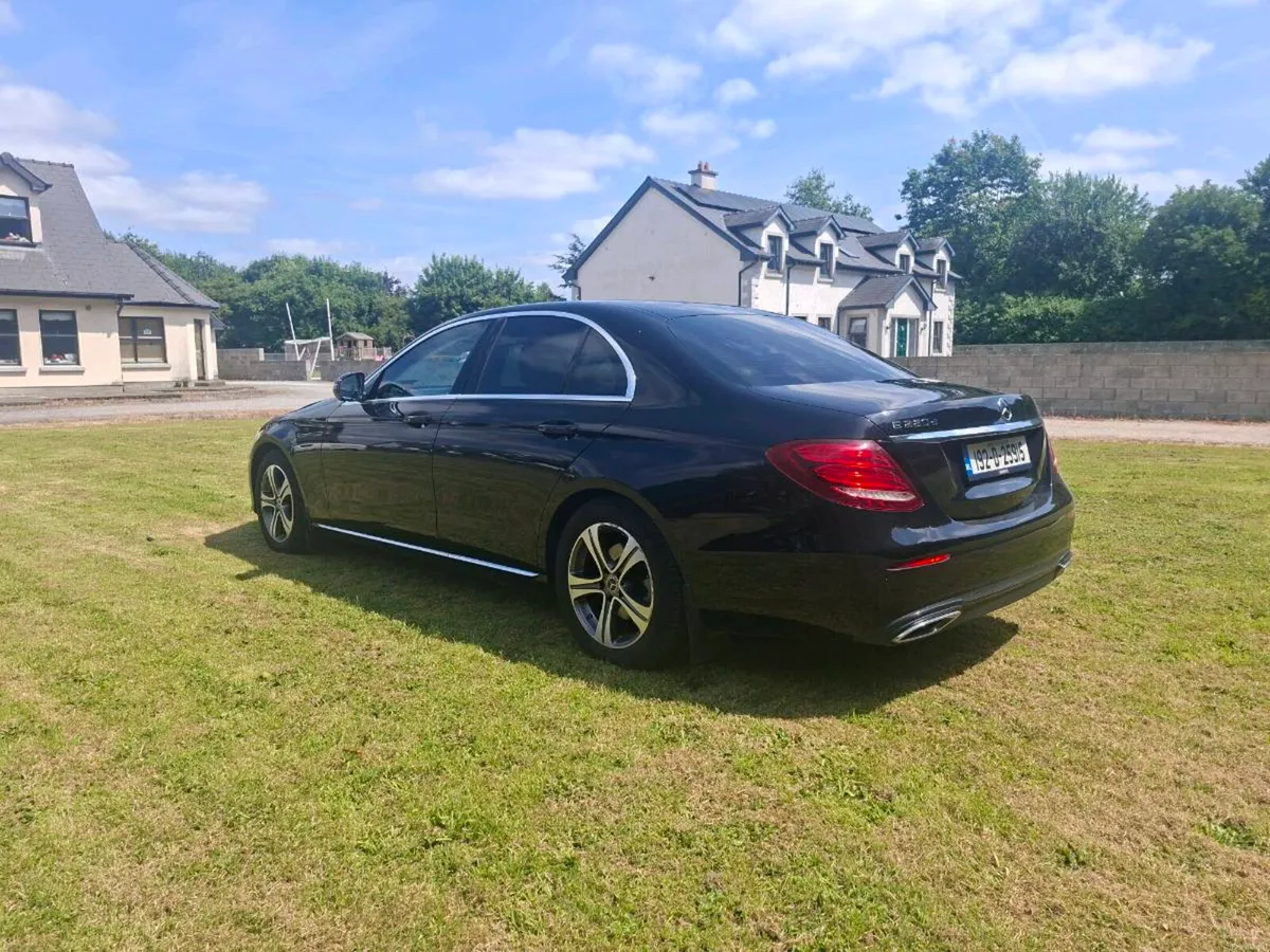 E220 Low Kms - Image 3