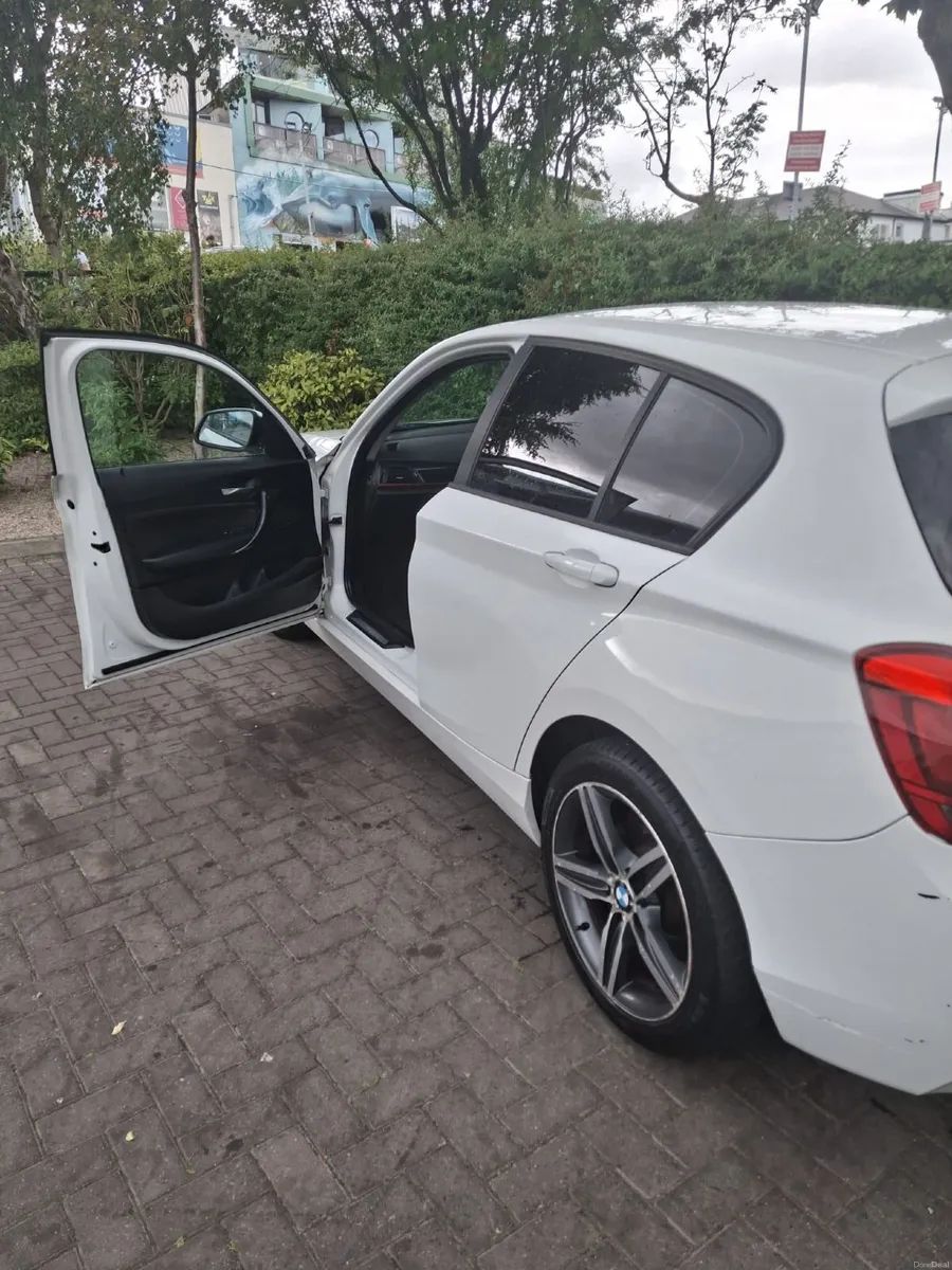 BMW 1-Series 2012 - Image 4