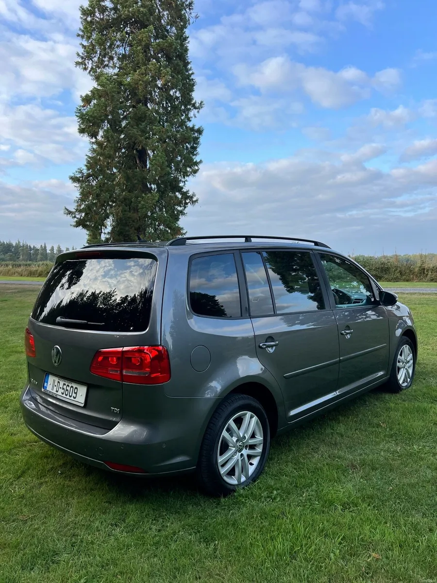2011 VW TOURAN 1.6 DIESEL TDI AUTOMATIC - Image 4