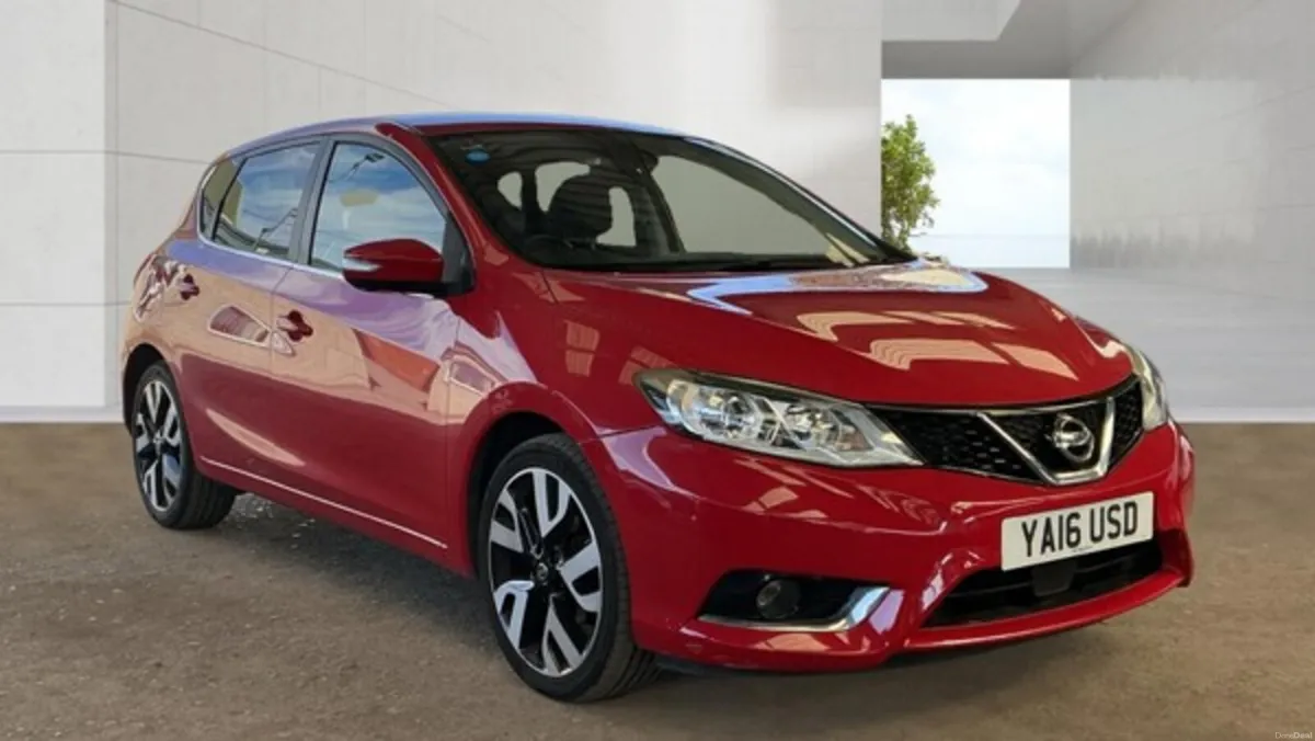 Nissan Pulsar Tekna - Image 1