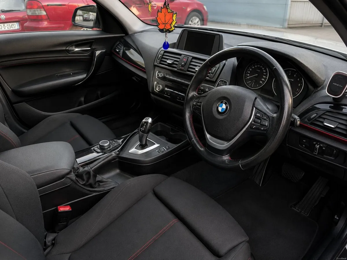 BMW 1-Series 2012 - Image 4
