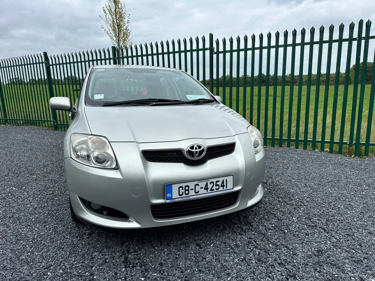 Toyota Auris - Image 2