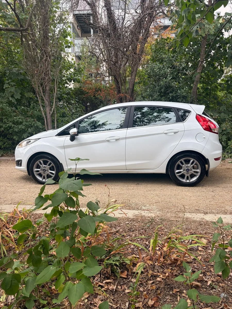 Ford fiesta 151 petrol 1.0, new NCT/TAX - Image 5
